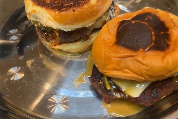 Mini Hawaiian Cheeseburger Sliders with sauce